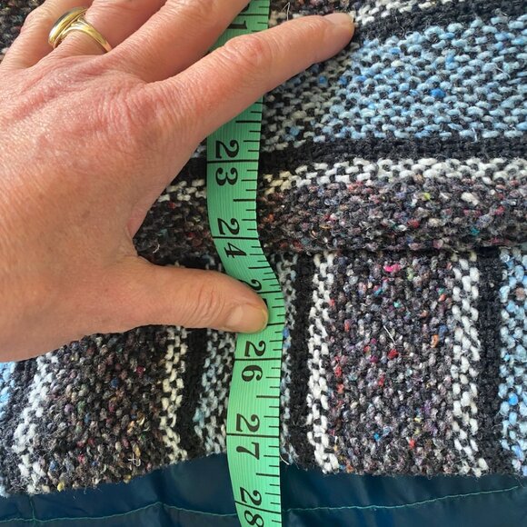 Vintage Baja San Felipe Blanket Hoodie. Like New - Picture 6 of 6